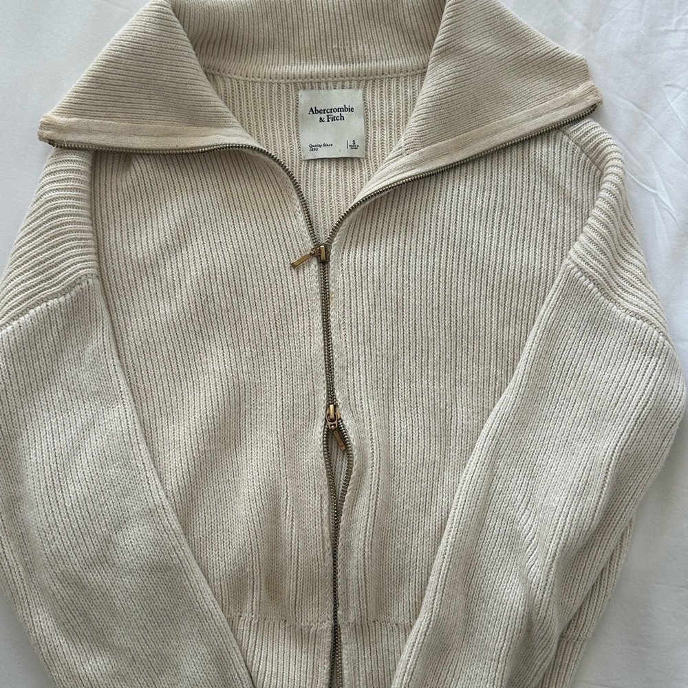 Abercrombie & Fitch Beige Zip-Up Cardigan
